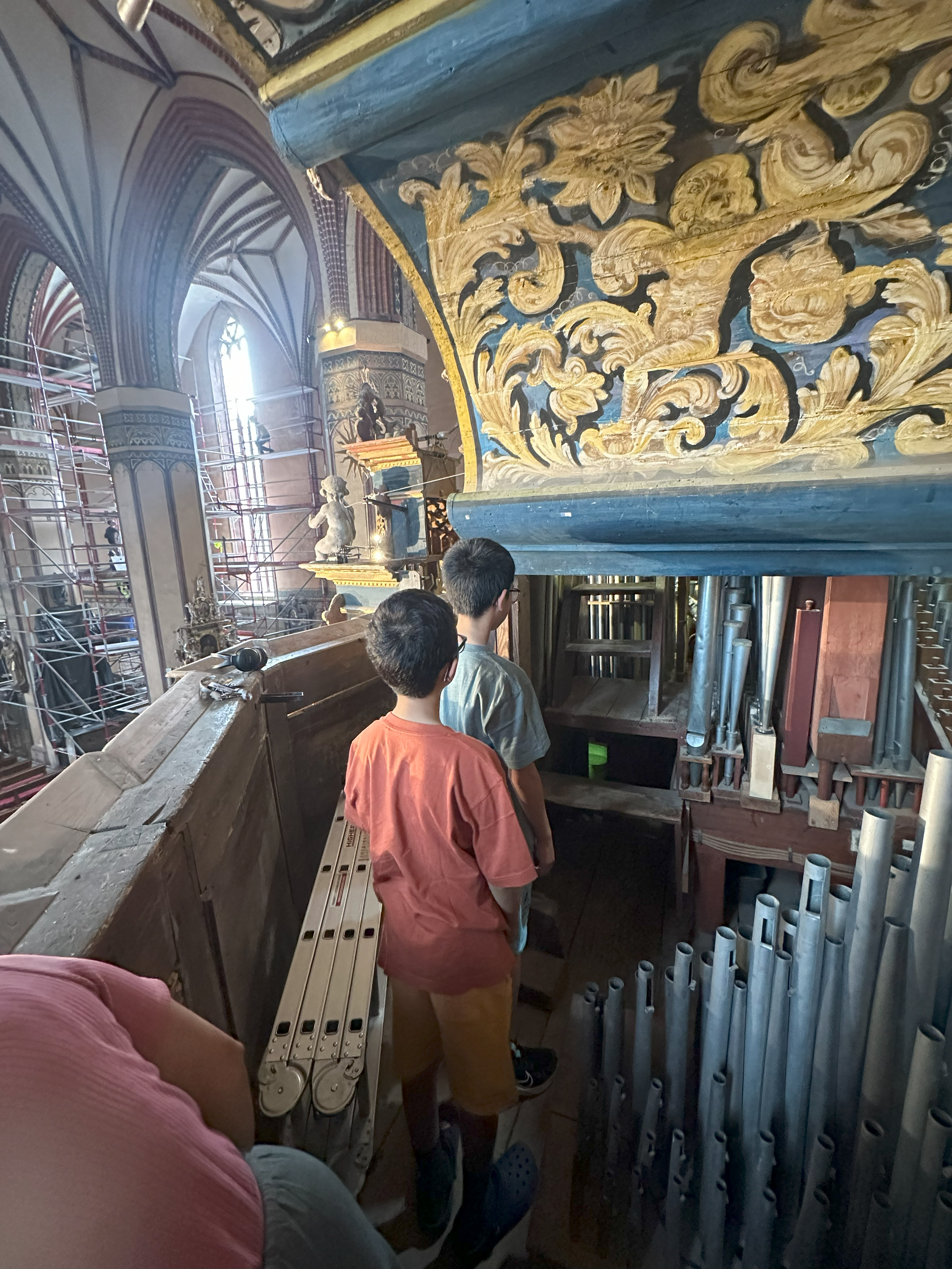 Diagram showing pipe arrangement by pitch